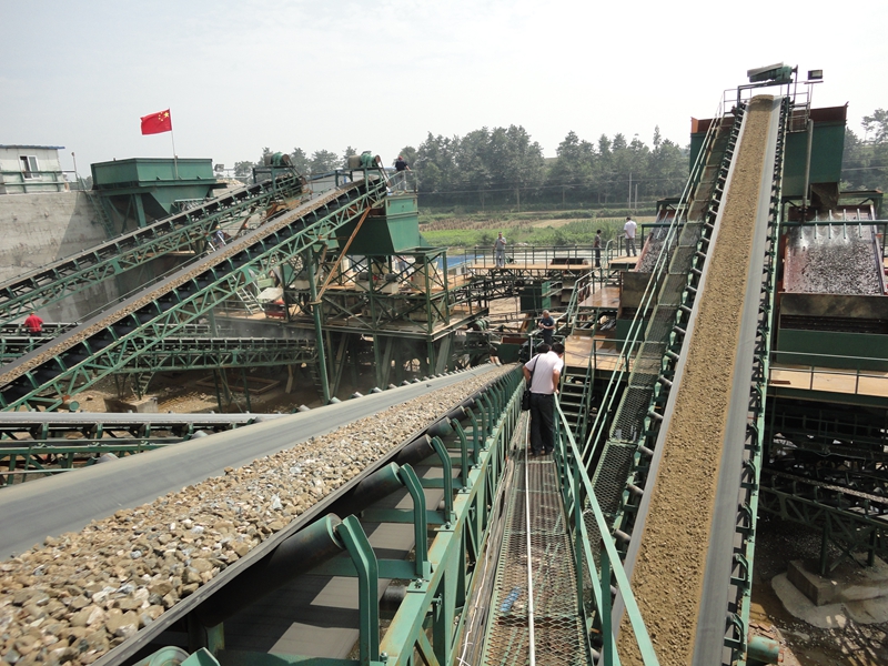 200噸/小時(shí)玄武巖制砂生產(chǎn)線
